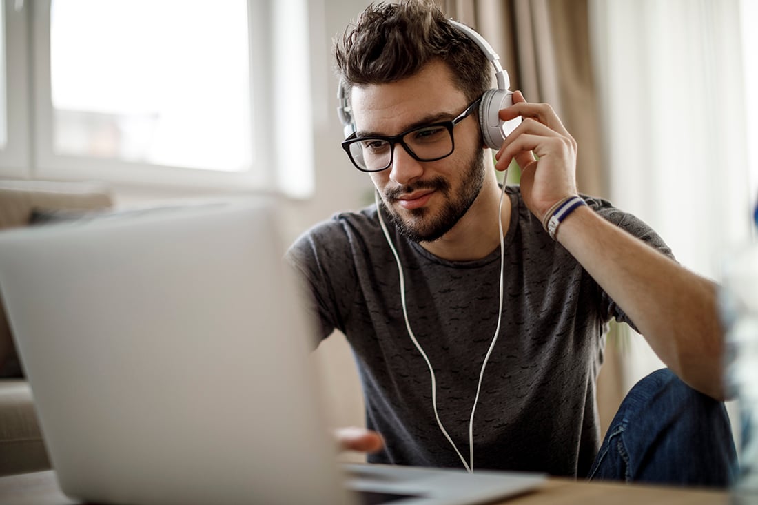 communication online laptop headphones